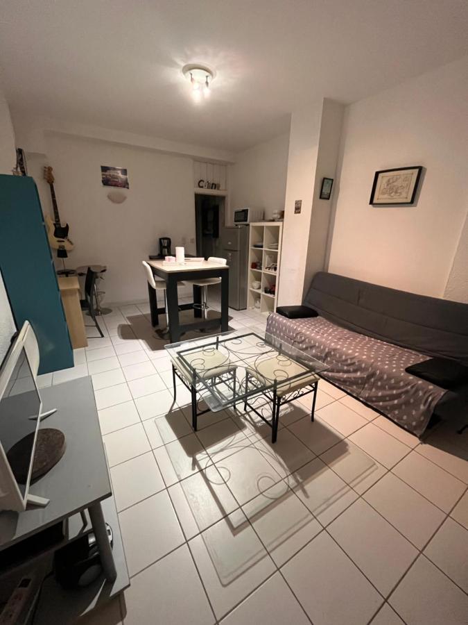 Appartement T2 Au Port De Canet-En-Roussillon - Proche De La Plage Et De L'Aquarium Oniria المظهر الخارجي الصورة